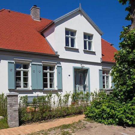 Villa Kapitaenshaus Luv & Lee Wustrow  Exterior foto
