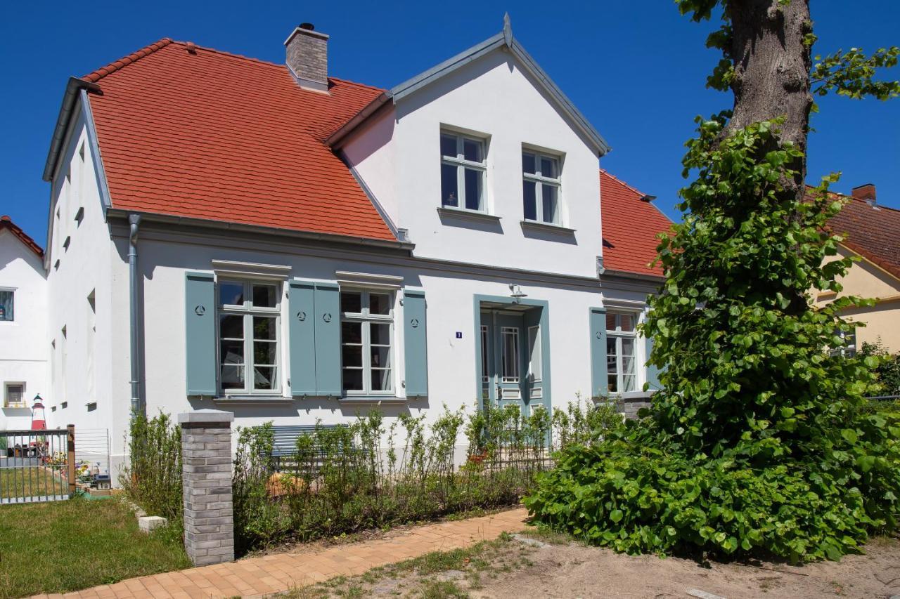 Villa Kapitaenshaus Luv & Lee Wustrow  Exterior foto