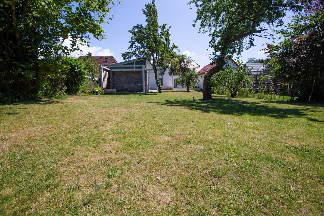 Villa Kapitaenshaus Luv & Lee Wustrow  Exterior foto